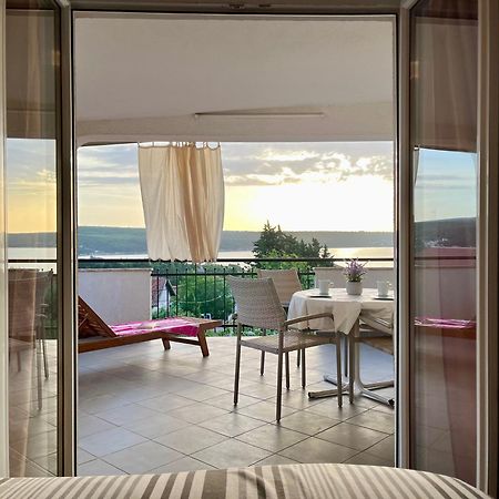 Apartments Stela Горни-Карин Экстерьер фото